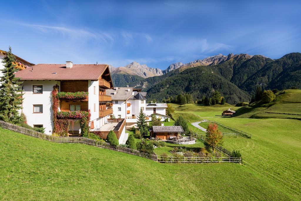 Ferienwohnungen Am Matinesweg Serfaus Exterior photo