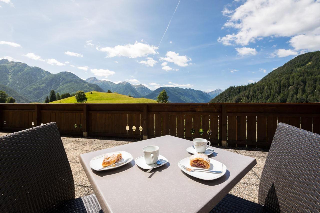 Ferienwohnungen Am Matinesweg Serfaus Exterior photo